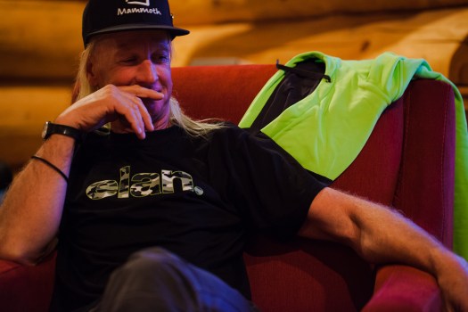 elanskis_whitewildernessheliskiing_khp_laundromatstudios-84