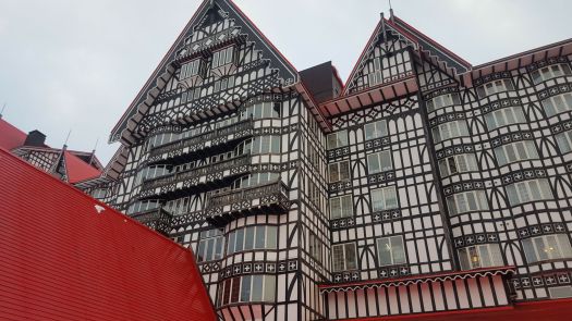 28081108_869151637509_1822642466_o